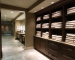 spa-at-sel-locker-room